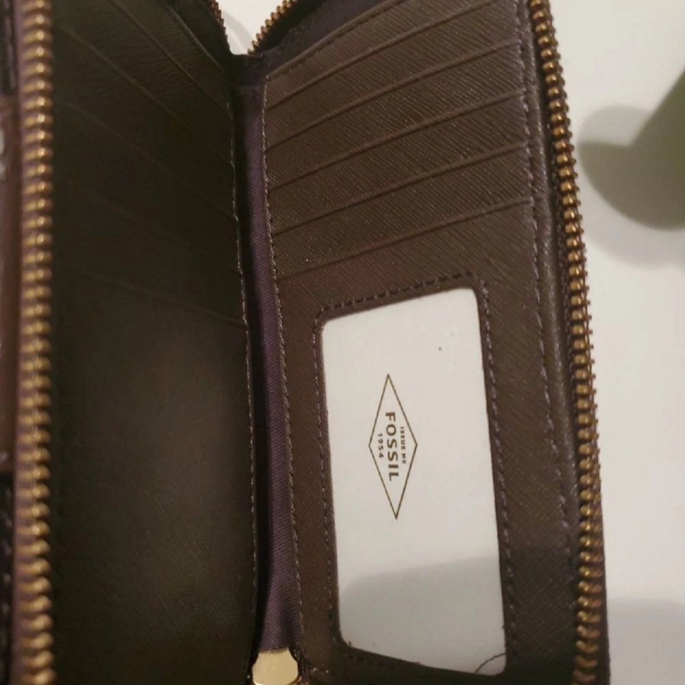 Fossil Wallet - Picture 4 of 6